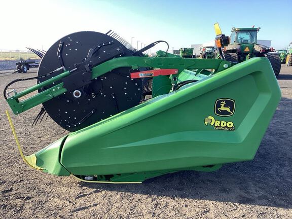 2024 John Deere HD35R Header Combine