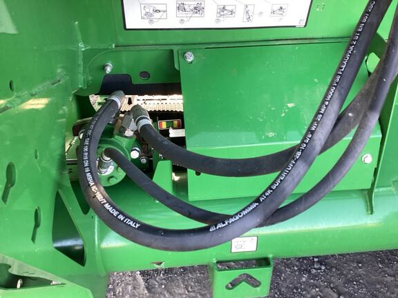 2024 John Deere HD35R Header Combine