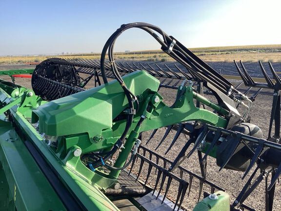 2024 John Deere HD35R Header Combine
