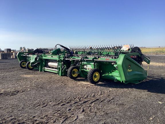2024 John Deere HD35R Header Combine