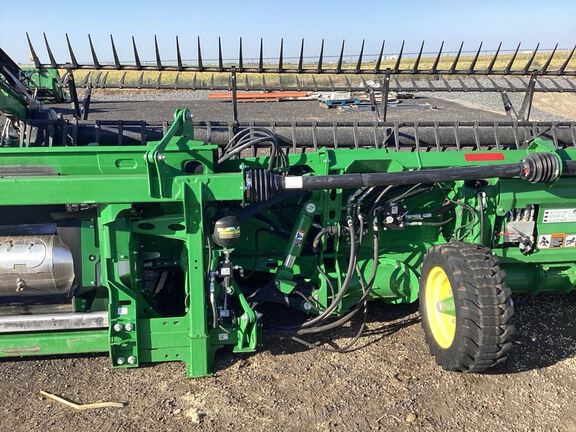 2024 John Deere HD35R Header Combine