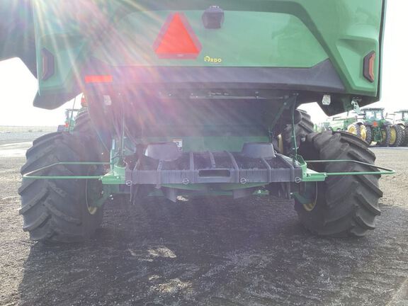 2025 John Deere S7 800 Combine