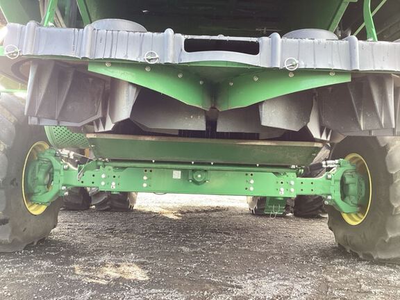 2025 John Deere S7 800 Combine