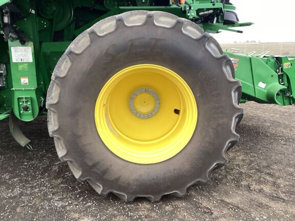 2025 John Deere S7 800 Combine