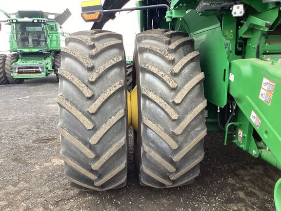 2025 John Deere S7 800 Combine