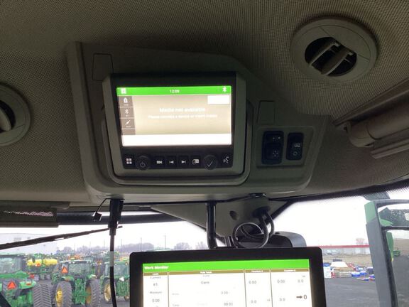 2025 John Deere S7 800 Combine