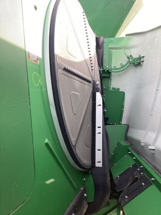 2020 John Deere S780 Combine