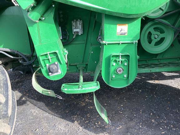 2020 John Deere S780 Combine