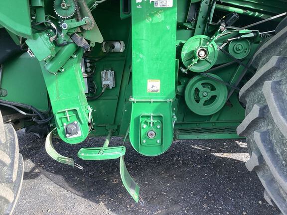 2020 John Deere S780 Combine