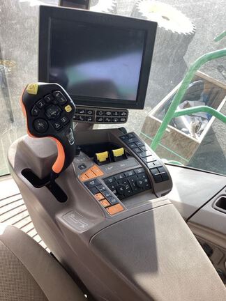 2020 John Deere S780 Combine