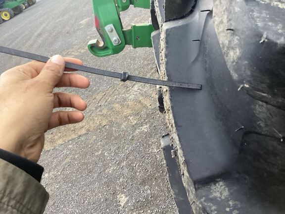 2022 John Deere 6175R Tractor