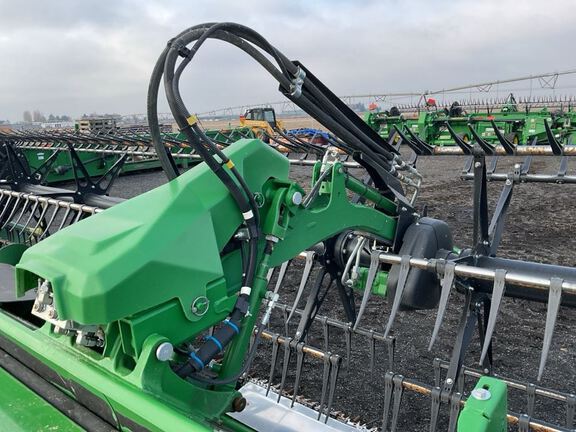 2024 John Deere HD35R Header Combine