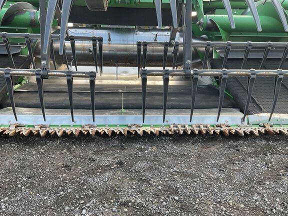 2024 John Deere HD35R Header Combine