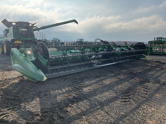 2024 John Deere HD35R Header Combine