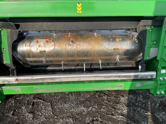 2024 John Deere HD35R Header Combine