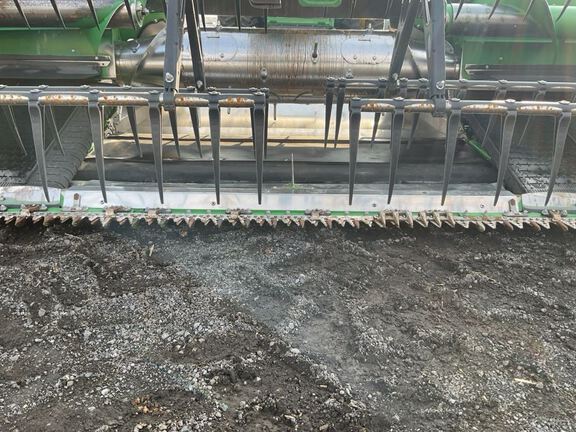 2024 John Deere HD35R Header Combine