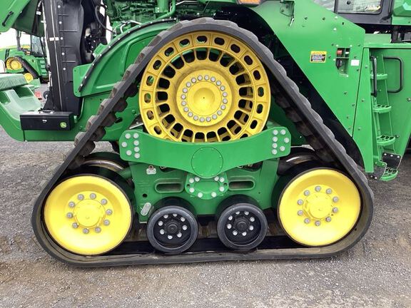 2023 John Deere 9RX 590 Tractor Rubber Track