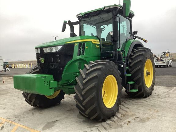 2024 John Deere 7R 310 Tractor
