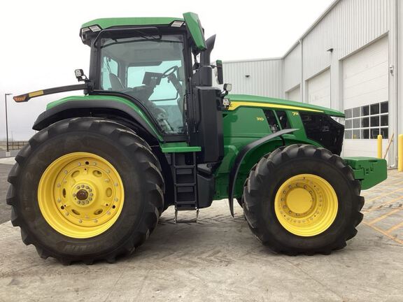 2024 John Deere 7R 310 Tractor