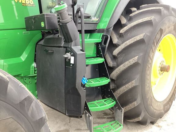 2024 John Deere 7R 310 Tractor