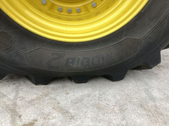 2024 John Deere 7R 310 Tractor