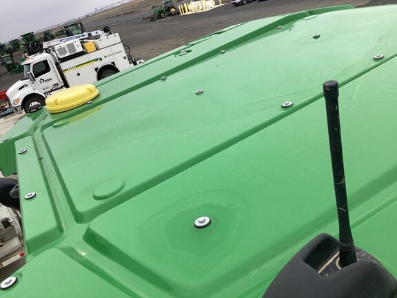 2024 John Deere 7R 310 Tractor