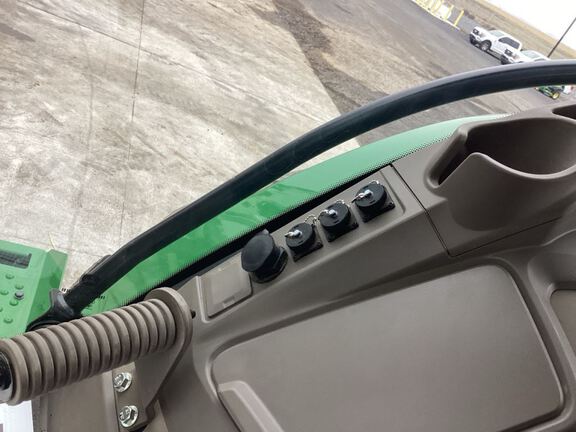 2024 John Deere 7R 310 Tractor