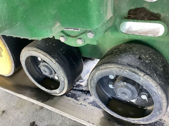 2024 John Deere 9RX 640 Tractor Rubber Track