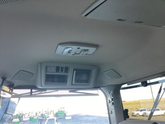 2024 John Deere 9RX 640 Tractor Rubber Track