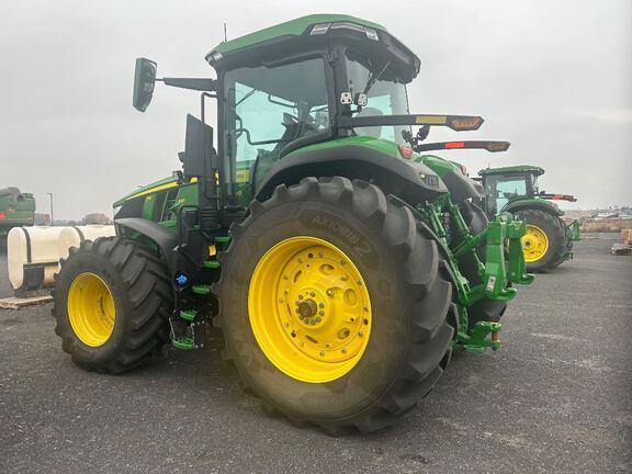 2024 John Deere 7R 310 Tractor