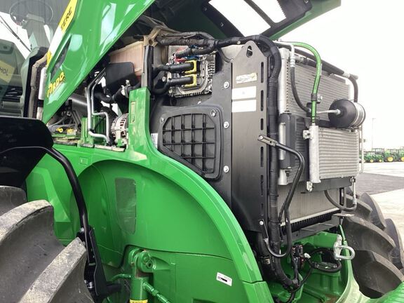 2024 John Deere 7R 310 Tractor