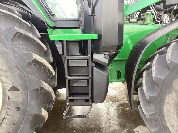 2024 John Deere 7R 310 Tractor