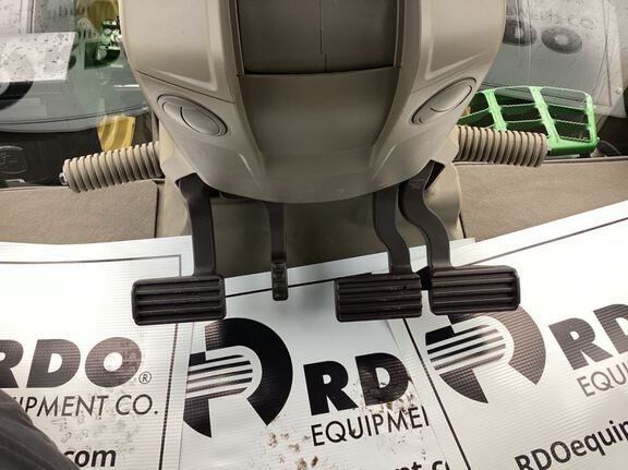 2024 John Deere 7R 310 Tractor