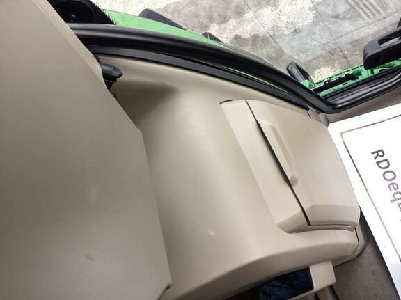 2024 John Deere 7R 310 Tractor