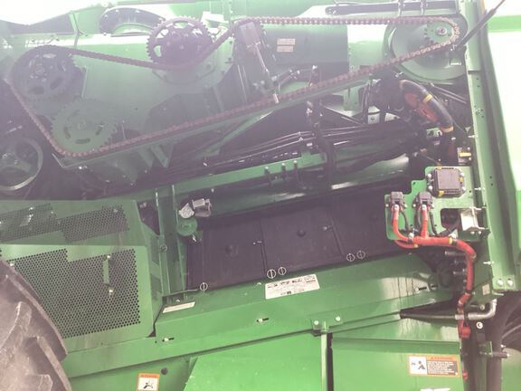 2025 John Deere S7 800 Combine