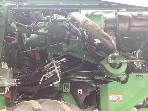 2025 John Deere S7 800 Combine