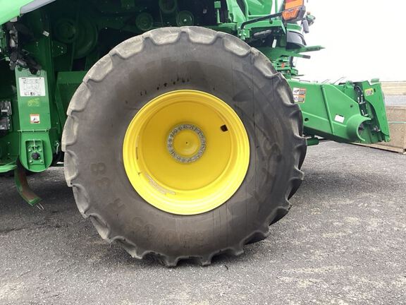 2025 John Deere S7 800 Combine