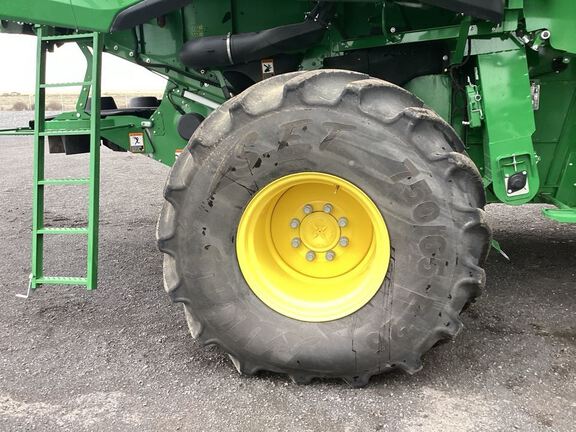 2025 John Deere S7 800 Combine