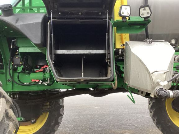 2025 John Deere 616R Sprayer/High Clearance