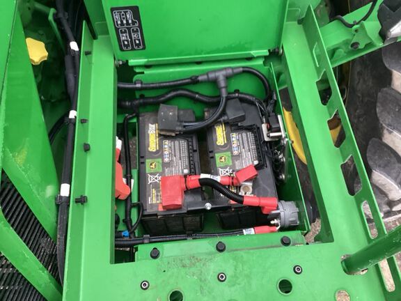 2025 John Deere 616R Sprayer/High Clearance