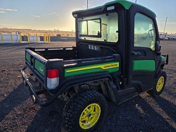 2023 John Deere XUV835R ATV