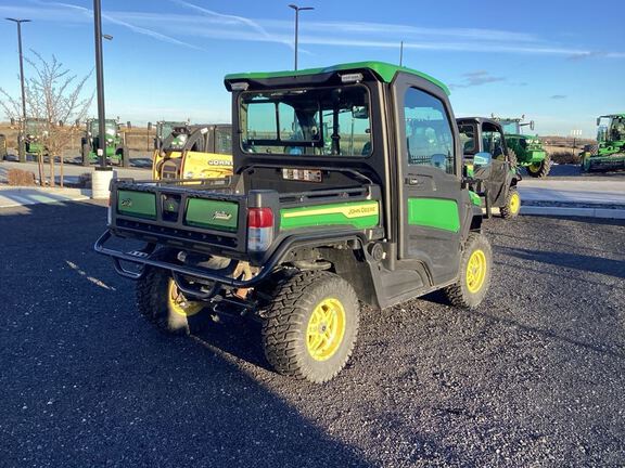 2023 John Deere XUV835R ATV