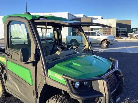 2023 John Deere XUV835R ATV