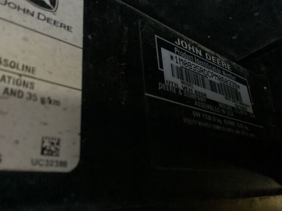 2023 John Deere XUV835R ATV