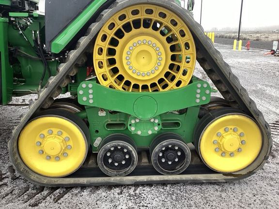 2024 John Deere 9RX 590 Tractor Rubber Track
