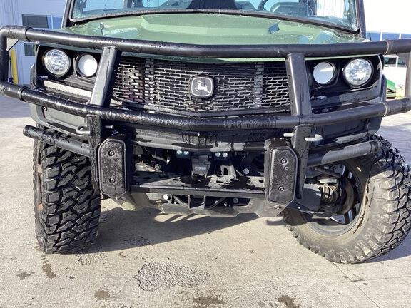 2022 John Deere XUV835M ATV