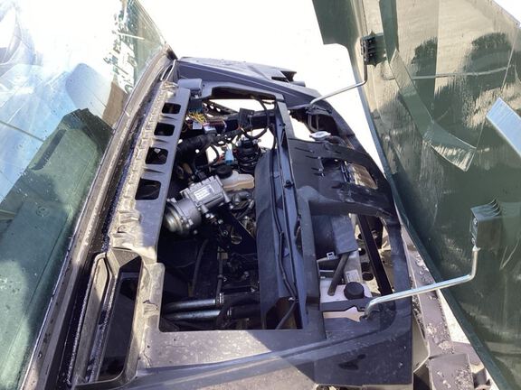 2022 John Deere XUV835M ATV