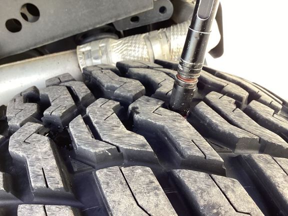 2022 John Deere XUV835M ATV