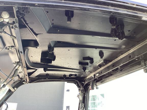 2022 John Deere XUV835M ATV