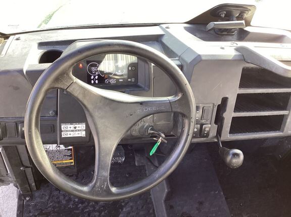 2022 John Deere XUV835M ATV